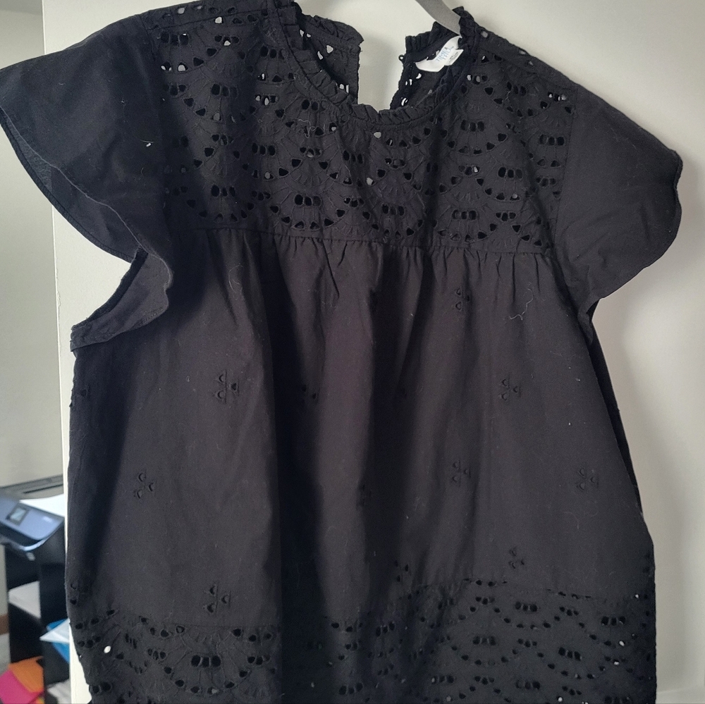 Time and Tru Black Eyelet Flutter-Sleeve Blouse